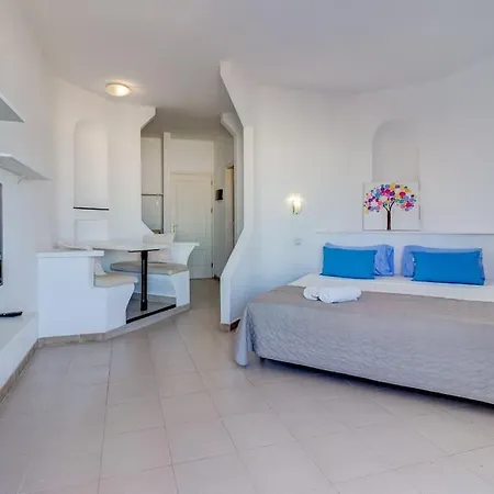 Bonito Estudio Playa Paraiso Con Vista Al Mar By Paramount Holidays 아데제